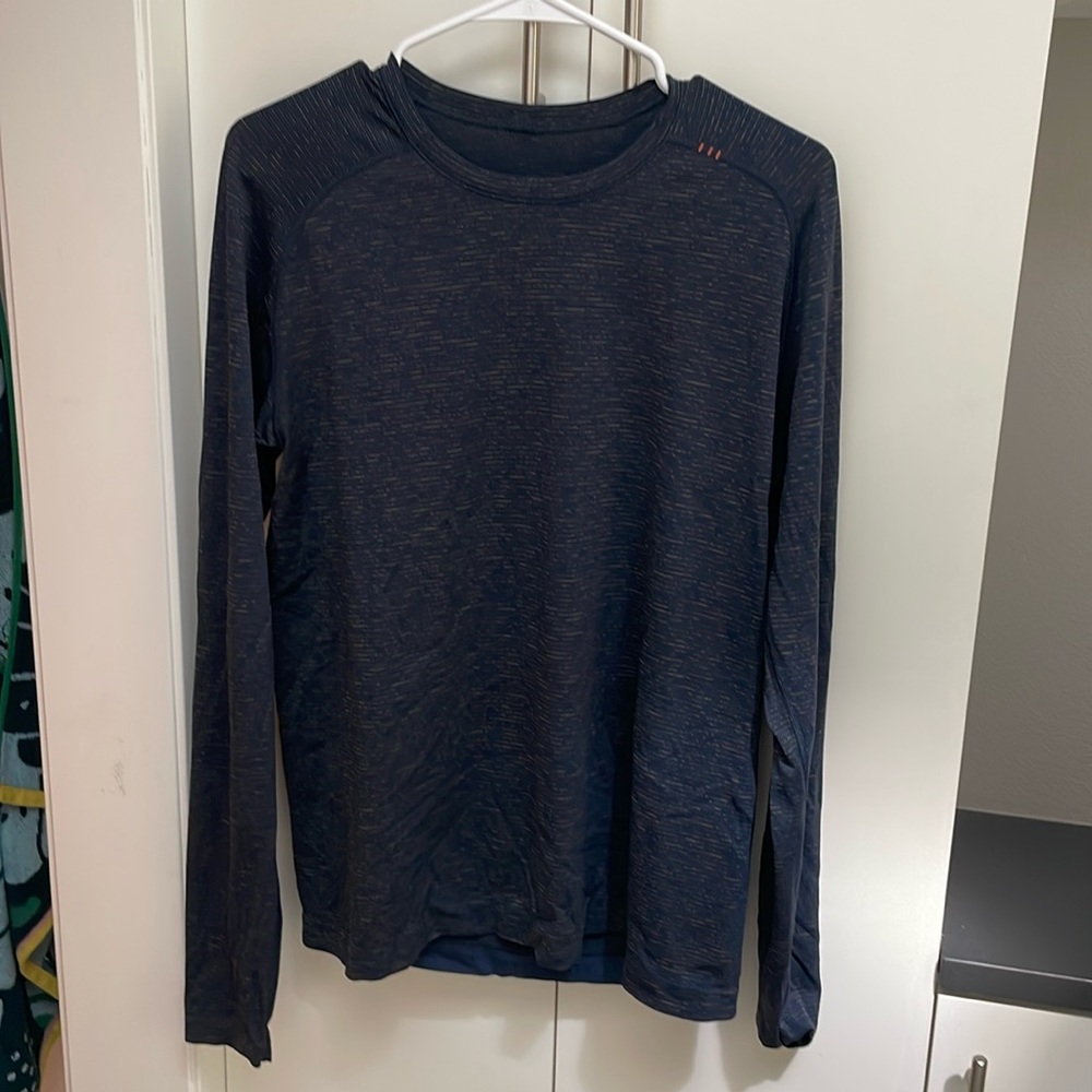 Lululemon men’s long sleeve
